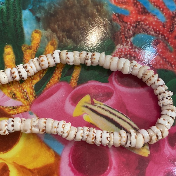 TIGER SPOTTED PUKA SHELL NECKLACE [ki-ele] - Picture 4 of 4